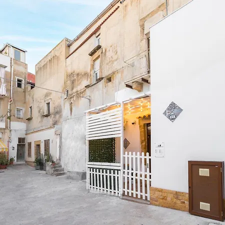 Villa Centro Storico Sciacca - Casa Di Pisa Cortile Termine Exterior foto