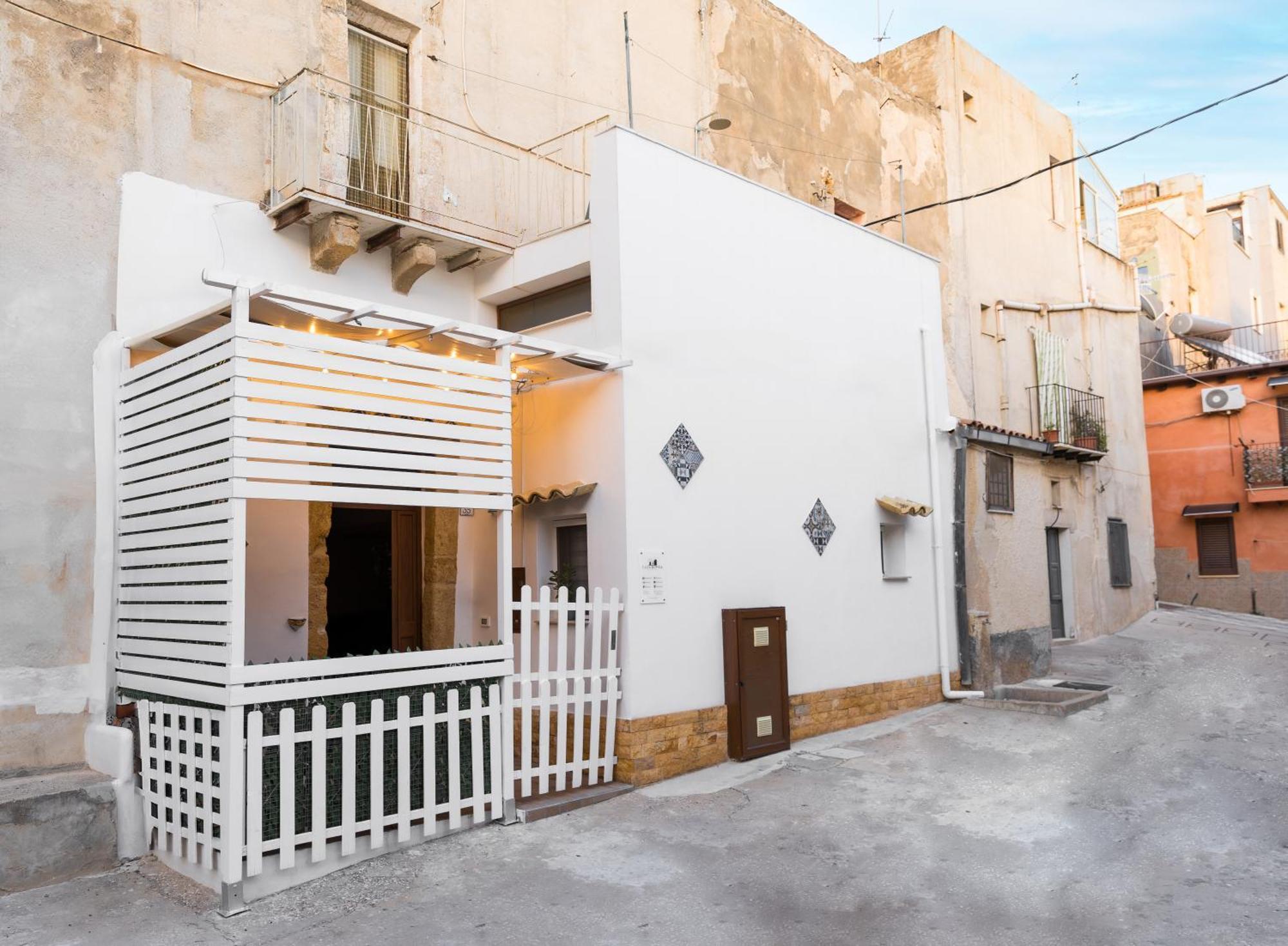 Centro Storico - Casa Di Pisa Cortile Termine *